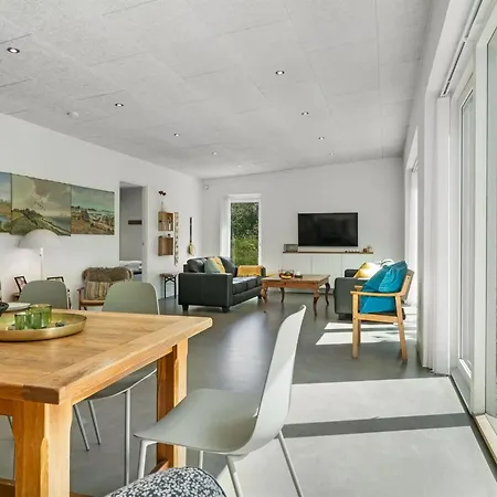 Othi - 200m To The Fjord By Interhome *